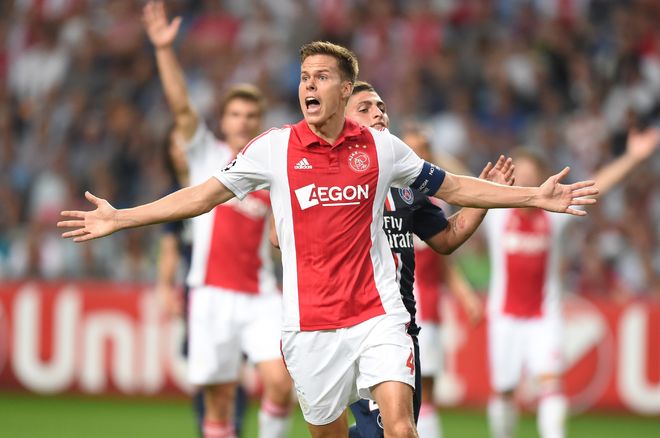 而防线的松 而防线的松